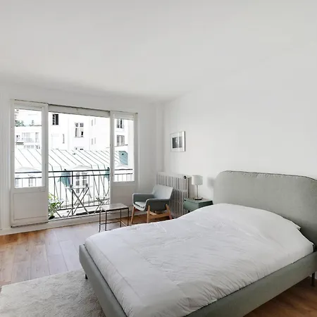 Bright Studio For 2 - Champs-Elysees Paris Exterior foto